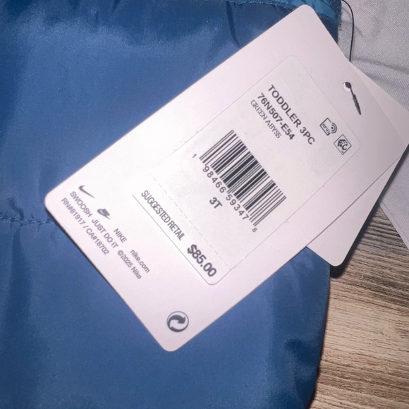 3T Nike Toddler - 3 Piece Set - Picture 4 of 4